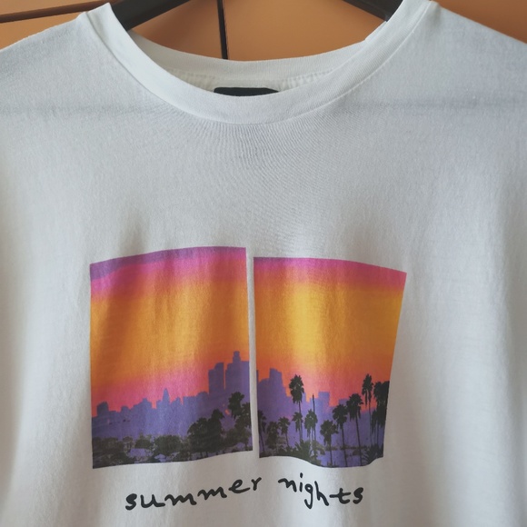 H&M Regular Fit Printed T-shirt - (M) - Picture 3 of 6